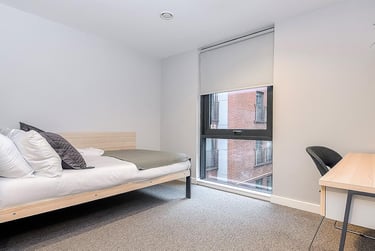 1 bed flat, West Street, Devonshire Green, Sheffield, S14FD - Image 1
